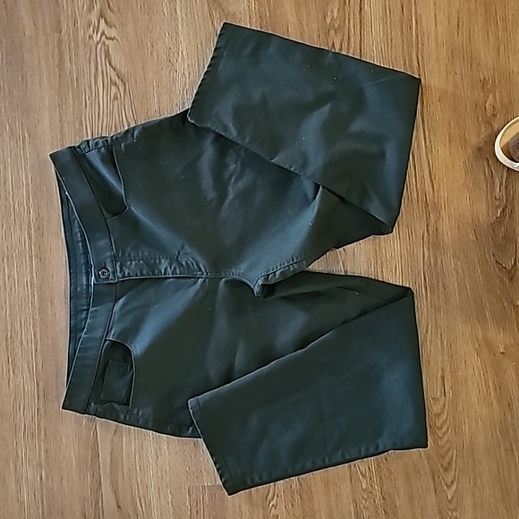 D&CO. Olive Green Size 16P. - Picture 1 of 3